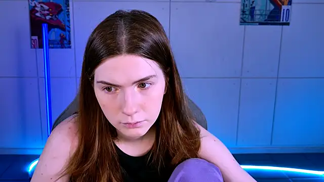 AliceCUNTach online show from October 23, 2025, 5:06 am