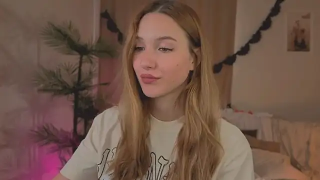 Vegas V online show from October 21, 2025, 1:43 pm