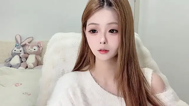 xiaoyugan-99 online show from October 18, 2025, 2:52 pm