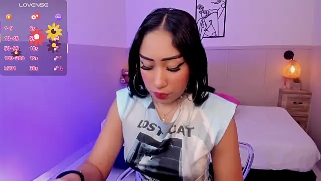 RebecaRush4 online show from October 27, 2025, 3:29 am