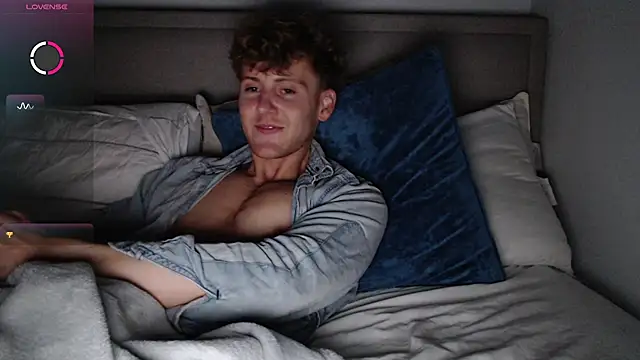 DominantAlex18 online show from March 16, 2026, 5:48 pm