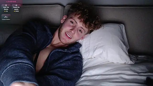 Snapshot of DominantAlex18 chatting on February 23, 2026, 9:15 pm DominantAlex18 online show from February 23, 2026, 9:15 pm