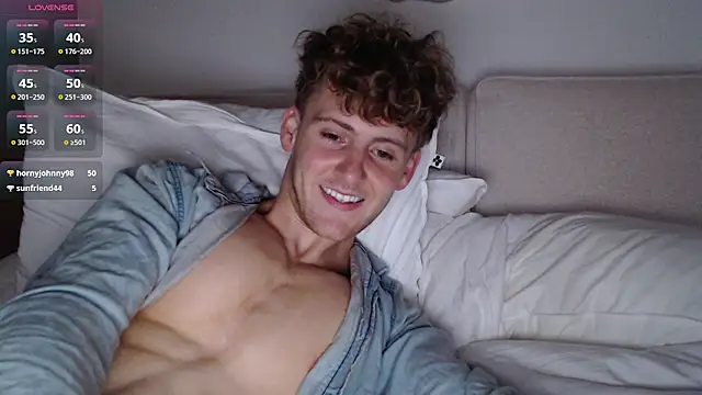 Snapshot of DominantAlex18 chatting on February 27, 2026, 3:12 pm DominantAlex18 online show from February 27, 2026, 3:12 pm