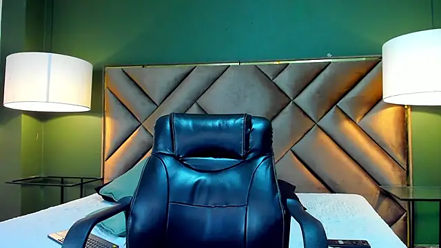 Lean Portman online show from April 11, 2026, 3:05 pm