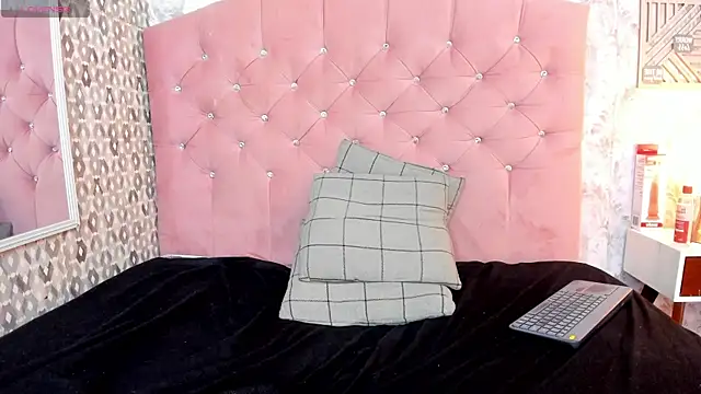 arion sherwind online show from November 4, 2025, 8:18 am