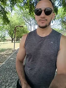 TeddyBear 07 online show from November 22, 2025, 3:11 pm