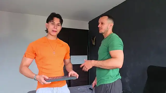 TeddyBear 07 online show from March 14, 2026, 12:11 pm