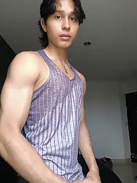 TeddyBear 07 online show from November 7, 2025, 12:21 pm