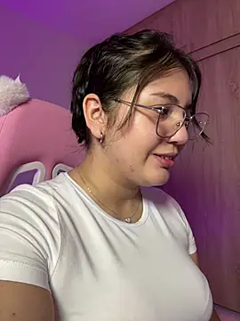 Snapshot of Angeldusttt chatting on February 8, 2026, 1:58 am Angeldusttt online show from February 8, 2026, 1:58 am