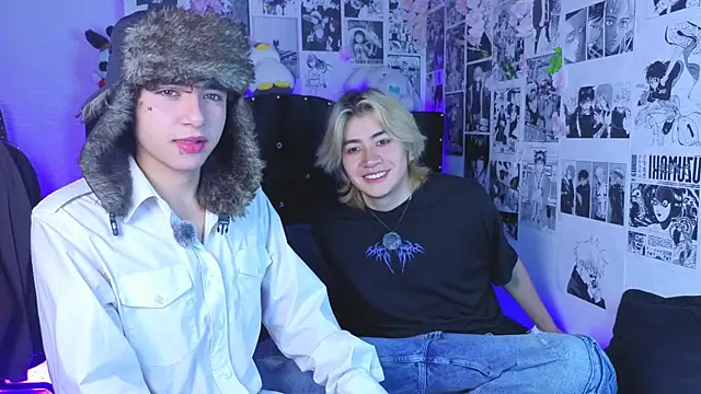 Vamps Lovers online show from September 23, 2025, 1:29 pm