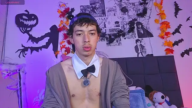 Otter Star online show from October 23, 2025, 2:43 am