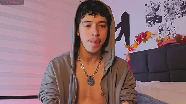 Otter Star online show from November 3, 2025, 4:39 am