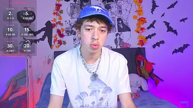 Otter Star online show from October 10, 2025, 5:08 am