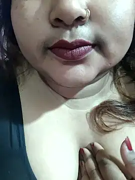 hotbhabhi011 online show from January 12, 2026, 3:24 am