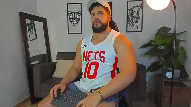 Justin kingX7 online show from April 6, 2026, 3:35 am