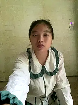 viluna online show from October 26, 2025, 1:17 am