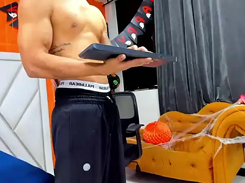 adrian ray online show from November 3, 2025, 6:33 pm