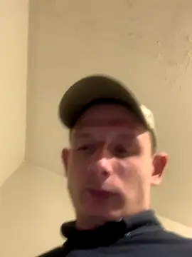 Snapshot of P44698 chatting on January 8, 2026, 1:00 am P44698 online show from January 8, 2026, 1:00 am