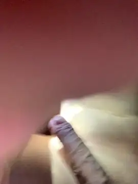 Snapshot of P44698 chatting on November 2, 2025, 4:23 pm P44698 online show from November 2, 2025, 4:23 pm