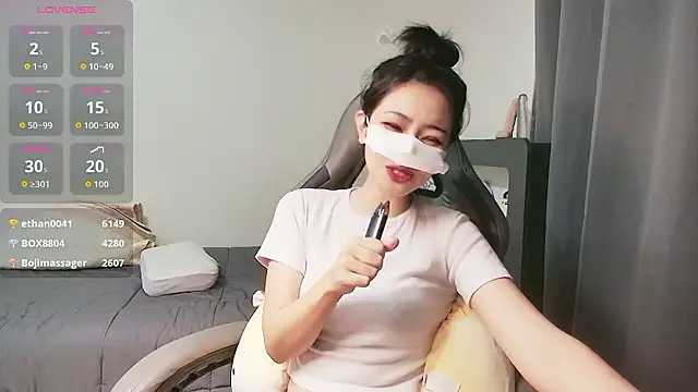 Snapshot of lovelysooni chatting on September 9, 2025, 9:24 pm lovelysooni online show from September 9, 2025, 9:24 pm