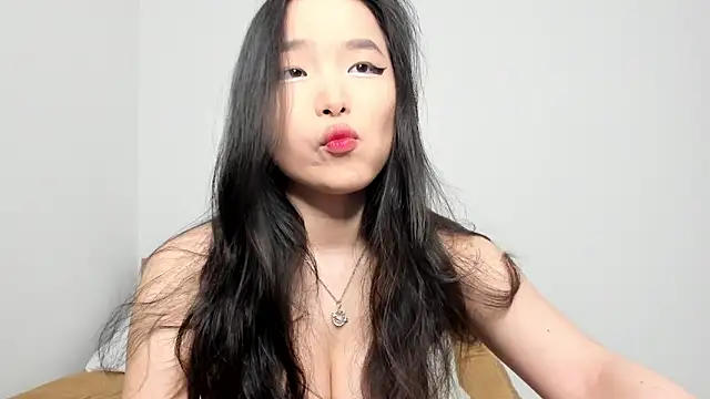 Snapshot of Soyun_Mia chatting on April 26, 2026, 1:41 pm Soyun Mia online show from April 26, 2026, 1:41 pm