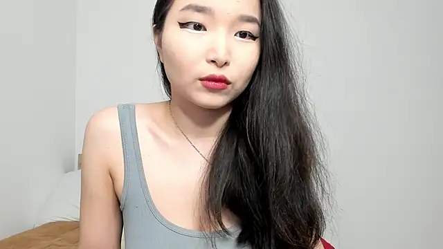 Soyun Mia online show from April 16, 2026, 12:06 pm