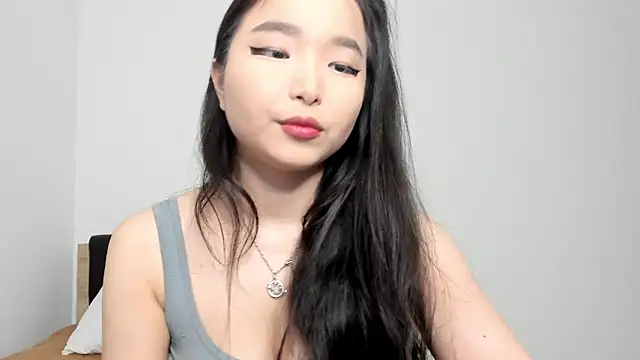 Snapshot of Soyun_Mia chatting on April 22, 2026, 1:40 pm Soyun Mia online show from April 22, 2026, 1:40 pm