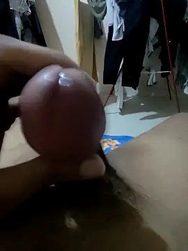 Snapshot of pune_guy_111 chatting on October 25, 2025, 11:20 am pune guy 111 online show from October 25, 2025, 11:20 am