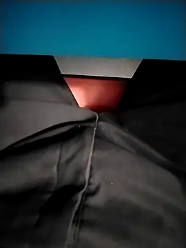 Thanhk77777 online show from October 13, 2025, 10:39 am