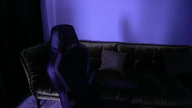 LioraFox online show from November 27, 2025, 9:26 pm