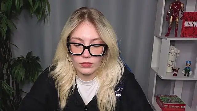 Snapshot of GraceCaldwell chatting on October 24, 2025, 3:55 pm GraceCaldwell online show from October 24, 2025, 3:55 pm