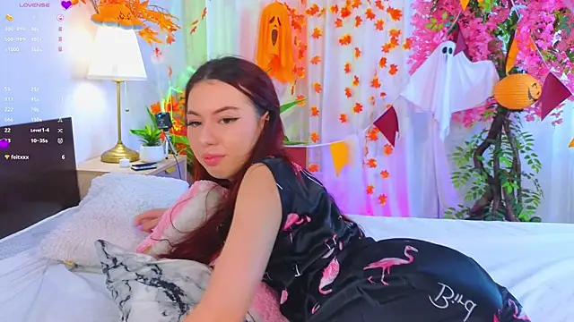 Snapshot of JenniferGlover chatting on November 2, 2025, 7:46 am JenniferGlover online show from November 2, 2025, 7:46 am