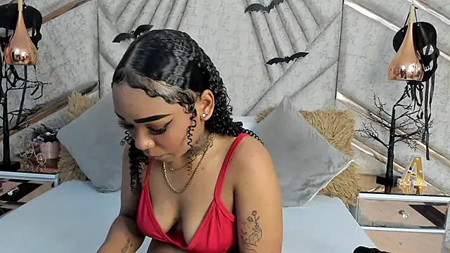 SkylerBloomm online show from November 11, 2025, 3:23 am