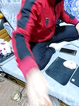 yazinyazin1 online show from March 8, 2026, 9:07 pm