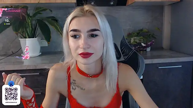 DevilishKayla online show from September 22, 2025, 1:17 pm