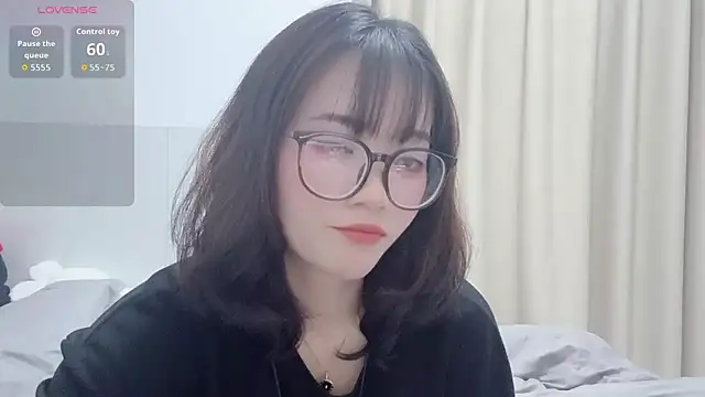 Snapshot of Xoxo-258 chatting on October 16, 2025, 7:22 pm Xoxo-258 online show from October 16, 2025, 7:22 pm