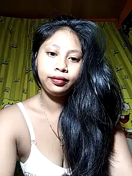 Snapshot of UrSweetAsianLady_02 chatting on November 27, 2025, 6:41 pm UrSweetAsianLady 02 online show from November 27, 2025, 6:41 pm