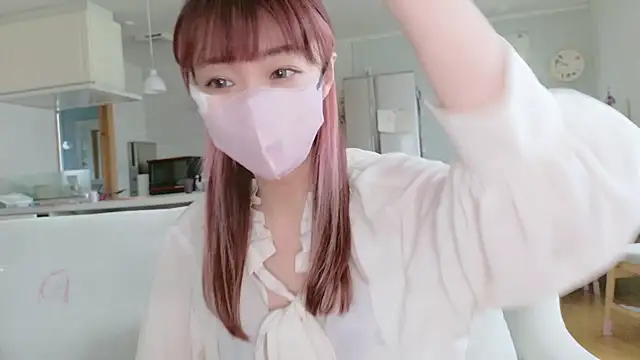 Snapshot of SUZU_1201 chatting on April 23, 2026, 12:50 am SUZU 1201 online show from April 23, 2026, 12:50 am