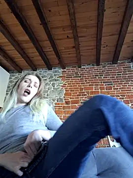 Snapshot of SexyAlya chatting on November 7, 2025, 10:42 am SexyAlya online show from November 7, 2025, 10:42 am