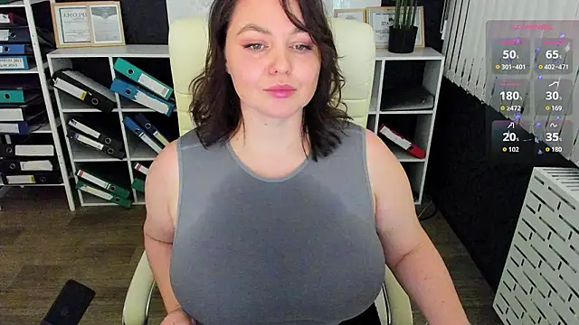 Snapshot of _feel_me_ chatting on February 3, 2026, 6:40 am feel me online show from February 3, 2026, 6:40 am