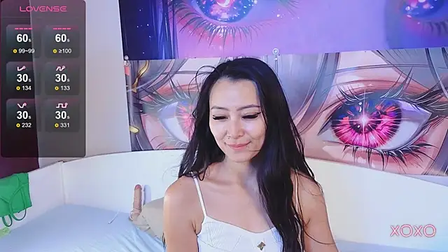 Milly  Foxy online show from July 18, 2026, 5:27 am