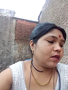 Priya tyagi online show from September 19, 2025, 11:14 am