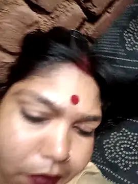 Priya tyagi online show from September 17, 2025, 10:56 pm