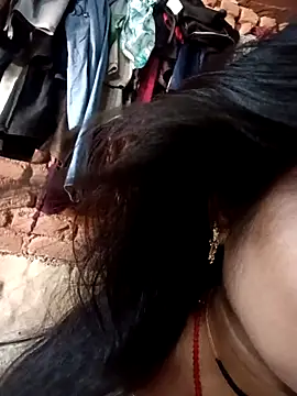 Priya tyagi online show from September 24, 2025, 6:42 am