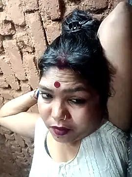 Priya tyagi online show from September 18, 2025, 11:08 pm