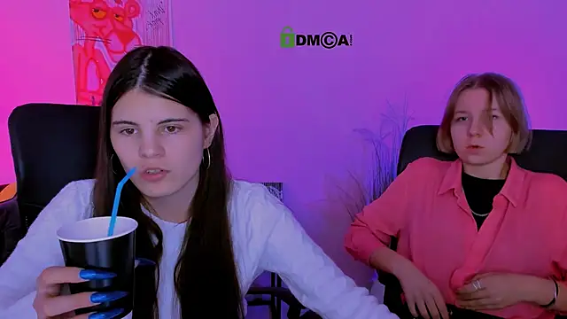 gloria bubble online show from December 15, 2025, 7:52 pm