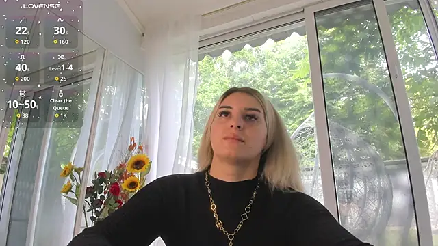 Snapshot of Ella_Vee chatting on June 2, 2026, 6:13 am Ella Vee online show from June 2, 2026, 6:13 am