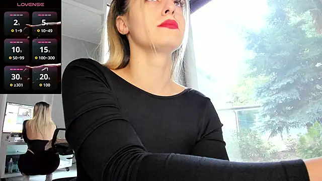 Snapshot of Ella_Vee chatting on September 13, 2025, 5:07 am Ella Vee online show from September 13, 2025, 5:07 am