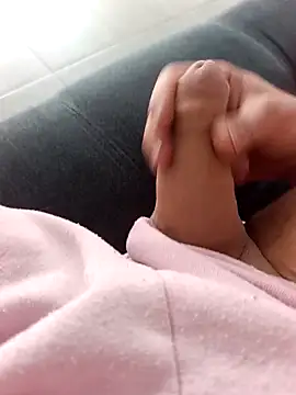 kirikou0644 online show from March 11, 2026, 4:23 pm