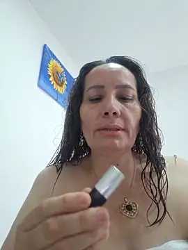 nohak model online show from October 7, 2025, 2:51 pm